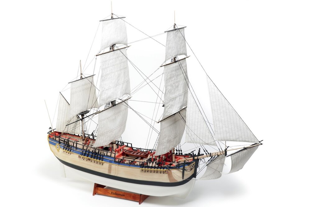 HMS Endeavour (1)